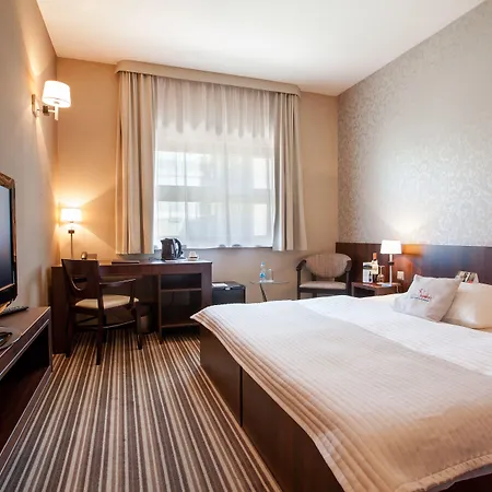 弗罗茨瓦夫钻石百乐酒店