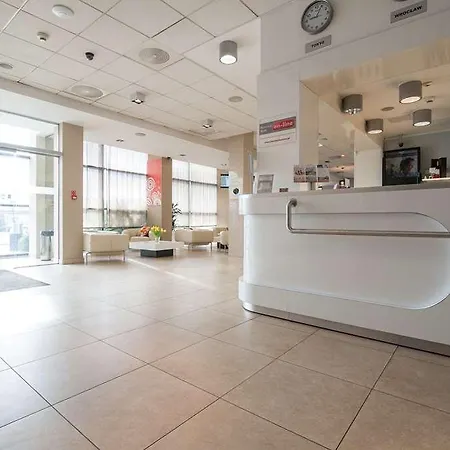 Otel Park Diament